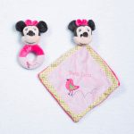 Naninha cheirinho soninho e chocalho Minnie Disney personalizada rosa menina bebe comprar (2)