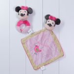 Naninha cheirinho soninho e chocalho Minnie Disney personalizada rosa menina bebe comprar