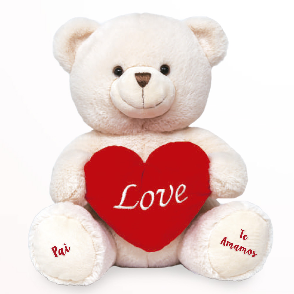 Urso de pelucia com coração para dar de presente no Dia dos Namorados