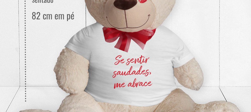 Urso de pelúcia grande com camiseta personalizada com texto