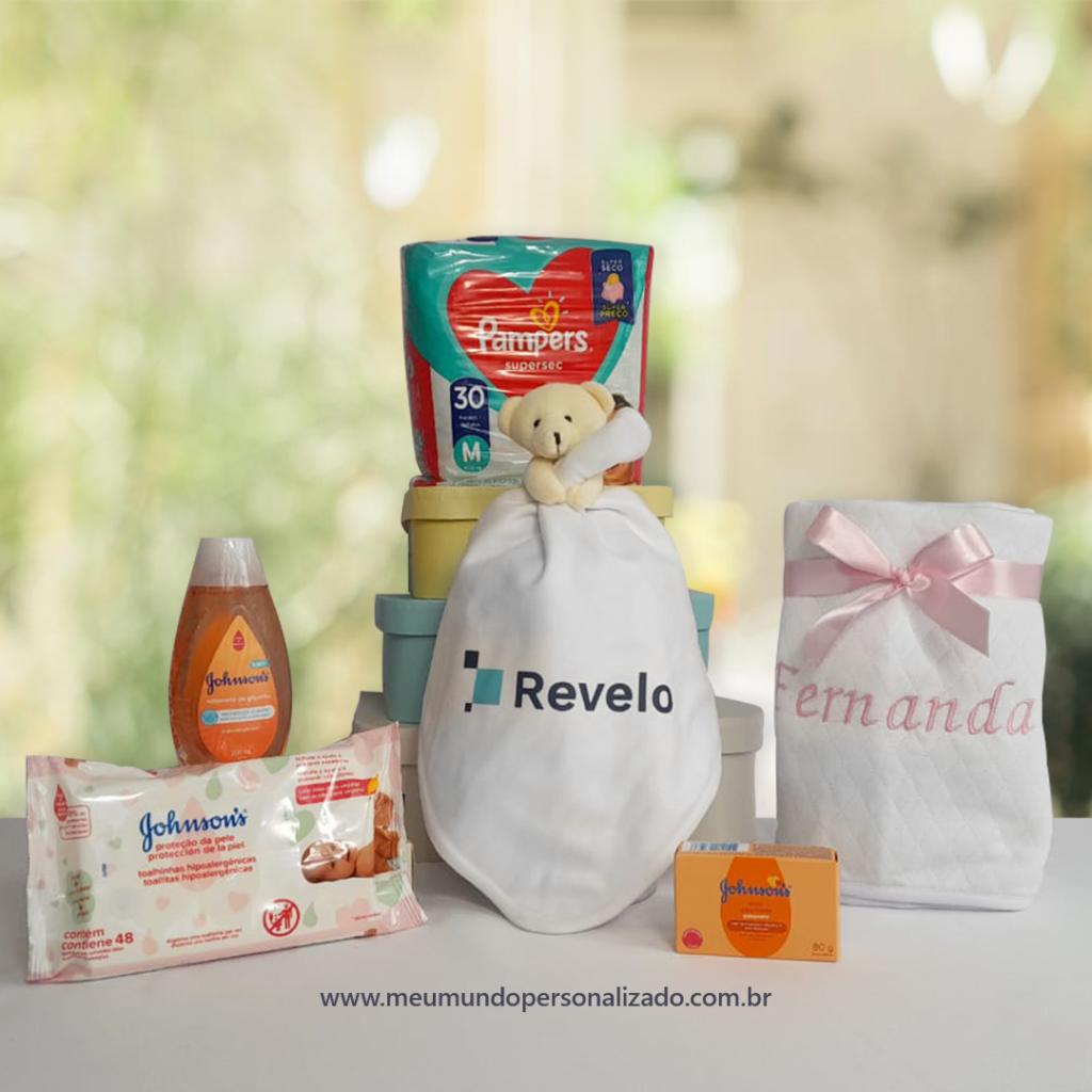 Kit Bebê Corporativo com Naninha e Ursinho Personalizados e Kit Higiene ...