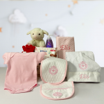 Cesta Bebê Luxo com Ovelha de Pelúcia e Kit Banho – Rosa ABERTA