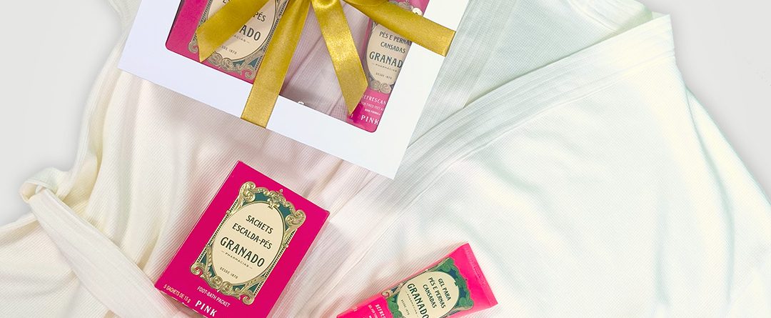 kit presente corporativo feminino com roupão gel para pernas cansadas e saches escalda pes. Comprar